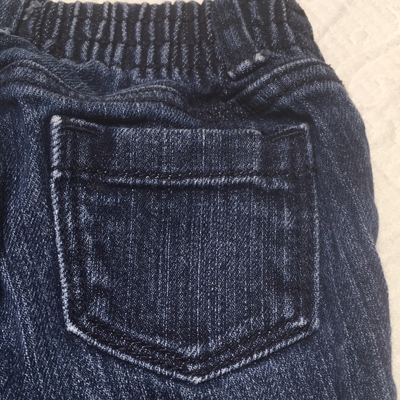 3-6m (4/$20) Old Navy Stretch Denim Skinny Jeans - Picture 3 of 15